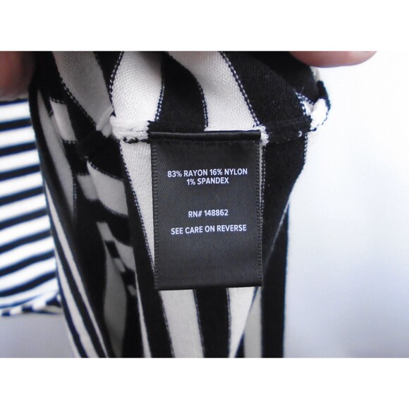 Torrid Knit Short Shift Sweater Dress Women Size 1X Striped 2656707 Short Sleeve - Picture 10 of 10